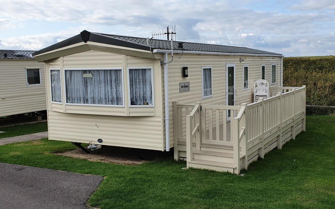 Olympic Holiday Caravan Hotel Селси Екстериор снимка